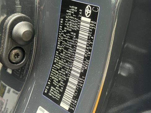 Certified 2025 Toyota Corolla SE image 35