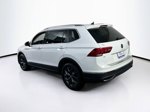 Used 2022 Volkswagen Tiguan SE image 7