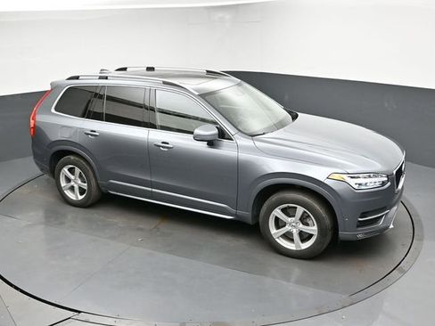 Used 2018 Volvo XC90 T5 Momentum w/ Convenience Package image 17