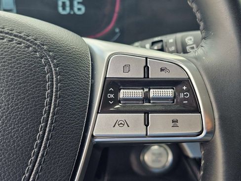 Certified 2025 Kia Telluride LX FWD image 22