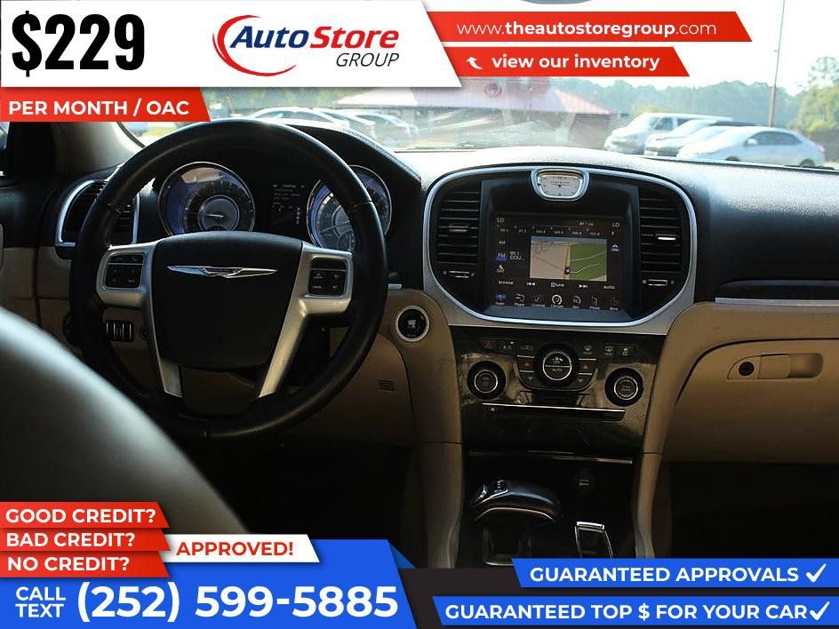 Used 2014 Chrysler 300 RWD image 12