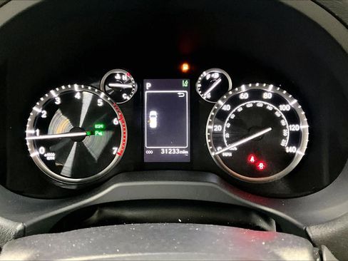 Used 2023 Lexus GX 460 Premium w/ Accessory Package AWD/4WD image 26