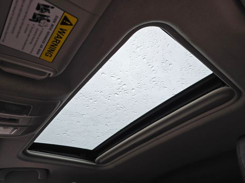 Used 2016 MAZDA MAZDA3 s Touring image 19