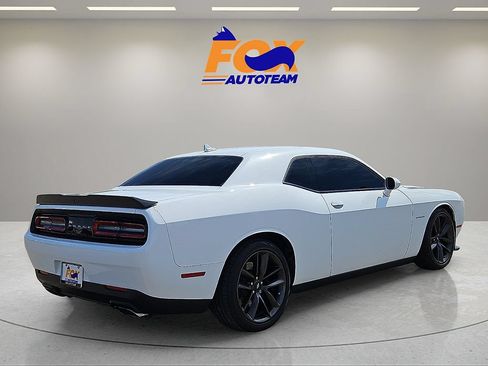 Used 2022 Dodge Challenger R/T w/ Shaker Package RWD image 4