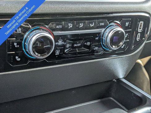 Used 2023 GMC Sierra 1500 SLT w/ SLT Premium Package image 28