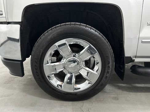 Used 2017 Chevrolet Silverado 1500 LTZ w/ Sport Package AWD/4WD image 64