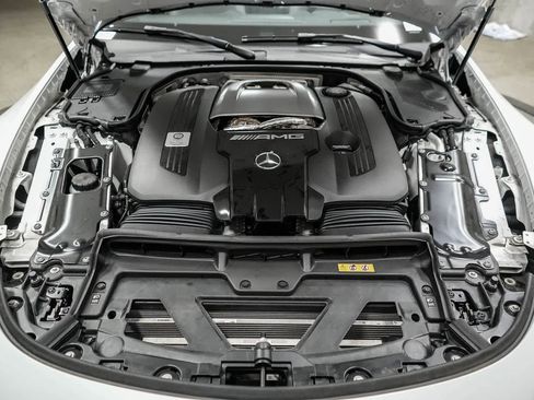 New 2025 Mercedes-Benz SL 63 AMG S e Performance 4MATIC image 31