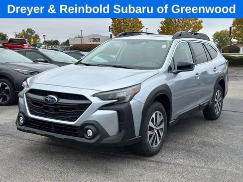 New 2025 Subaru Outback Premium image 3