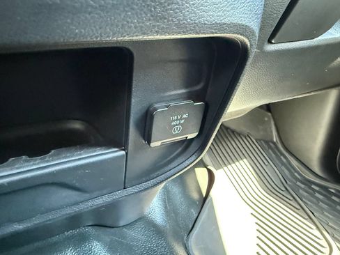 Used 2025 RAM 2500 Tradesman AWD/4WD image 23