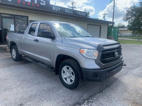 Used 2015 Toyota Tundra SR w/ Tow Package image 4