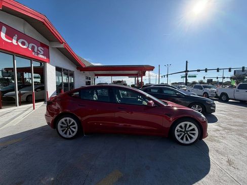 Used 2022 Tesla Model 3 RWD image 15