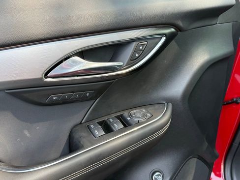 New 2025 Buick Envision Sport Touring image 17