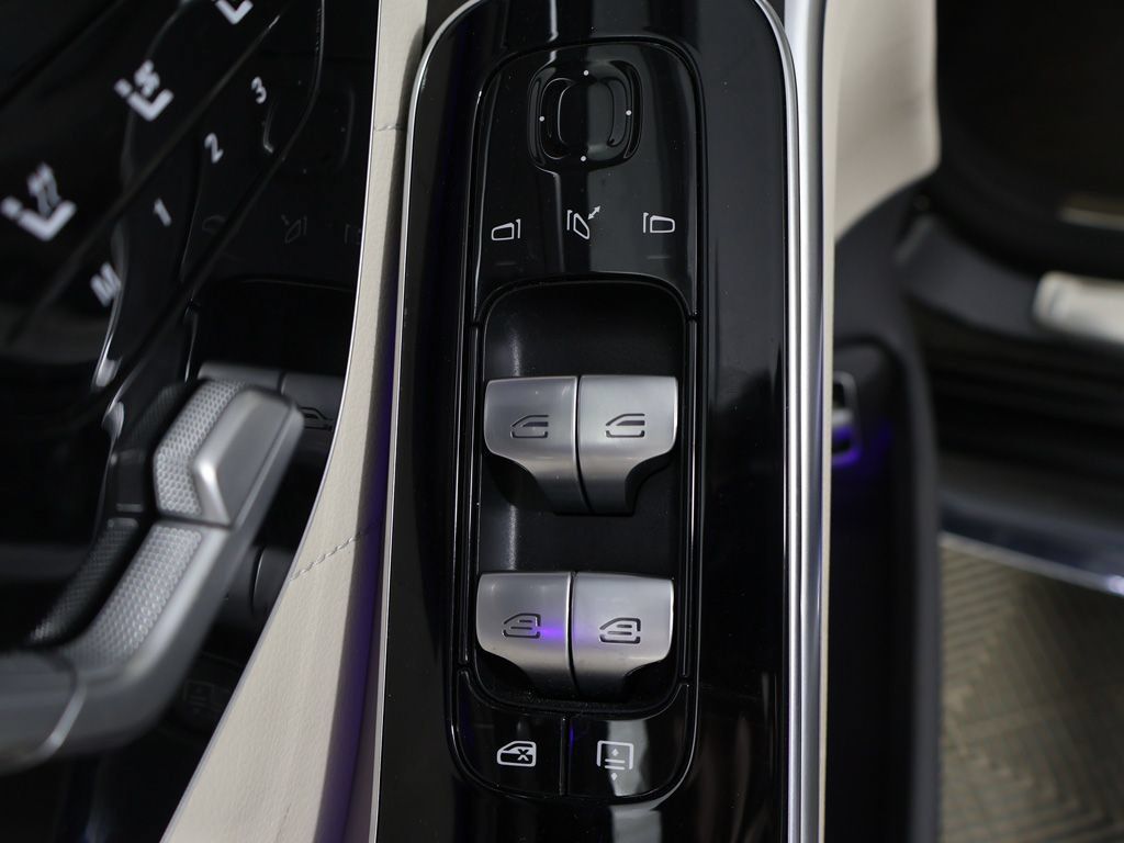 Used 2021 Mercedes-Benz S 580 4MATIC Sedan image 37