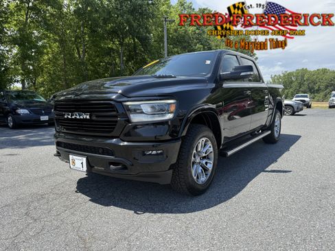 Used 2022 RAM 1500 Laramie AWD/4WD image 3