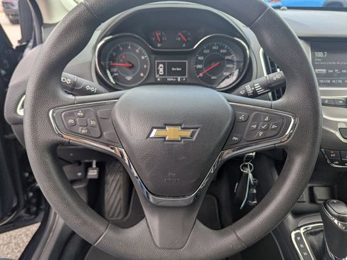 Used 2016 Chevrolet Cruze LT image 26