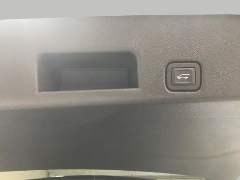 Certified 2024 GMC Acadia Elevation w/ Black Edition image 14