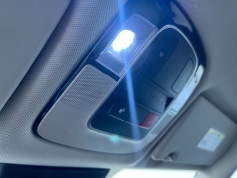 Used 2025 Hyundai Tucson SEL FWD image 18