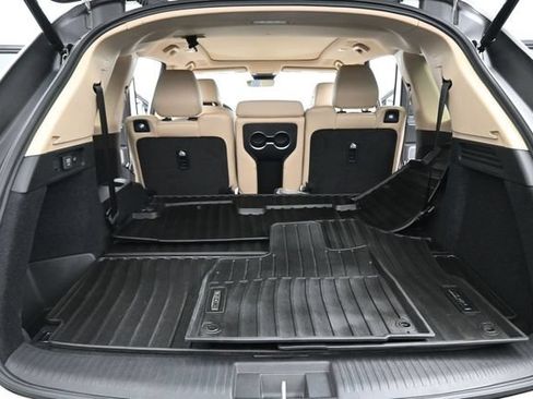 Used 2026 Acura MDX w/ Technology Package FWD image 16