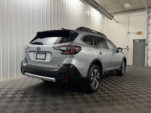Used 2021 Subaru Outback Limited AWD/4WD image 29