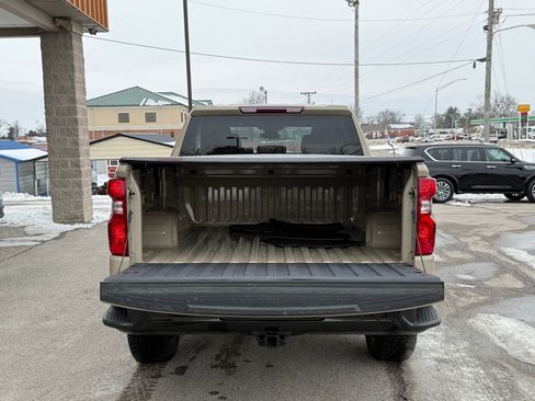 Used 2023 Chevrolet Silverado 1500 Custom Trail Boss w/ LPO, Dark Essentials Package image 14