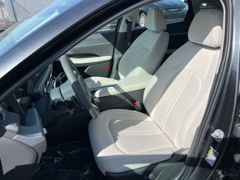 Used 2025 Hyundai Sonata SEL image 37