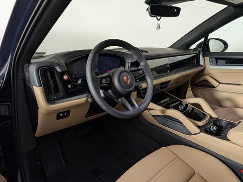 New 2026 Porsche Cayenne Coupe AWD/4WD image 4