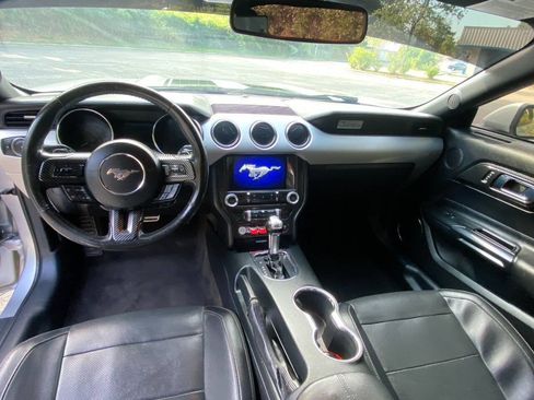 Used 2016 Ford Mustang Premium RWD image 13