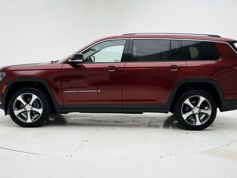 Used 2023 Jeep Grand Cherokee L Limited w/ Luxury Tech Group II image 6