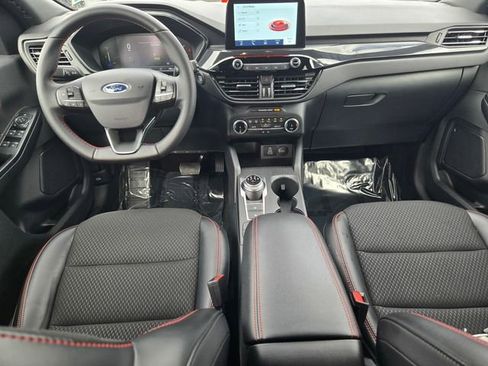 Certified 2025 Ford Escape ST-Line image 11