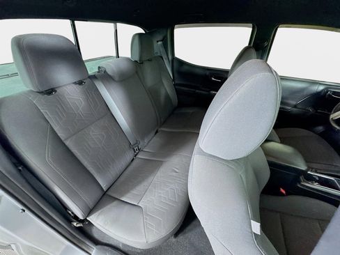 Used 2019 Toyota Tacoma TRD Off-Road w/ Technology Package image 24