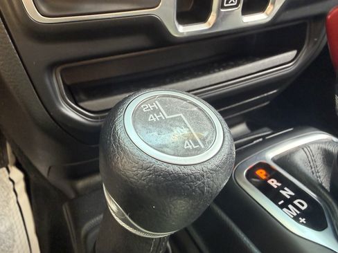 Used 2021 Jeep Wrangler Unlimited Sport AWD/4WD image 47