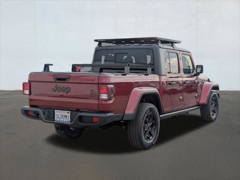 Used 2021 Jeep Gladiator Sport image 5