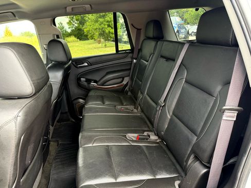 Used 2016 GMC Yukon SLT image 12