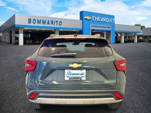 New 2026 Chevrolet Trax LT FWD image 4