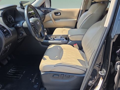 Used 2022 Nissan Armada Platinum w/ Captain's Chairs Package RWD image 9