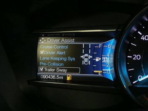 Used 2018 Ford Explorer Sport w/ Equipment Group 401A AWD/4WD image 38