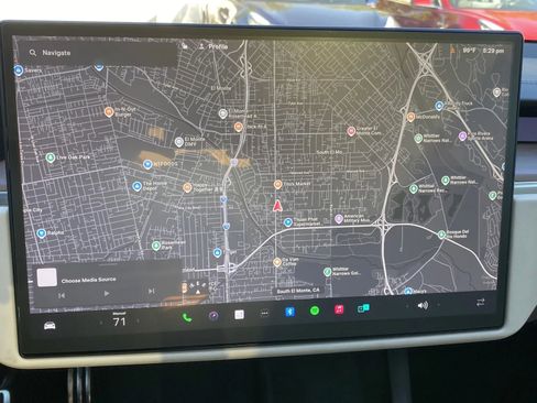 Used 2022 Tesla Model S image 16