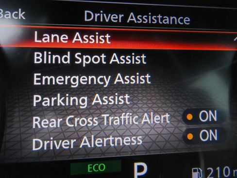 Certified 2023 Nissan Rogue S AWD/4WD image 15