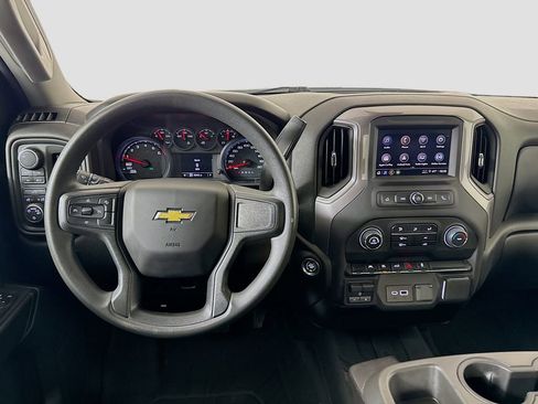 Used 2023 Chevrolet Silverado 1500 Custom image 18