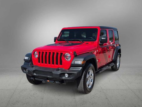 Used 2018 Jeep Wrangler Unlimited Sport S AWD/4WD image 4
