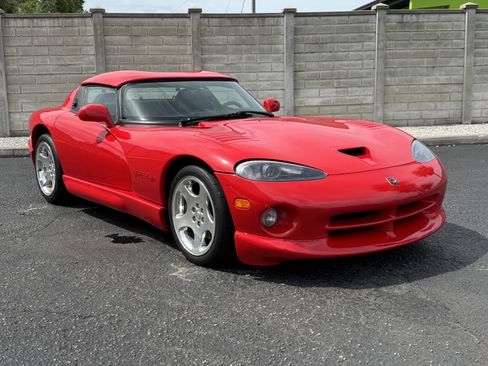 Used 2000 Dodge Viper RT/10 image 8