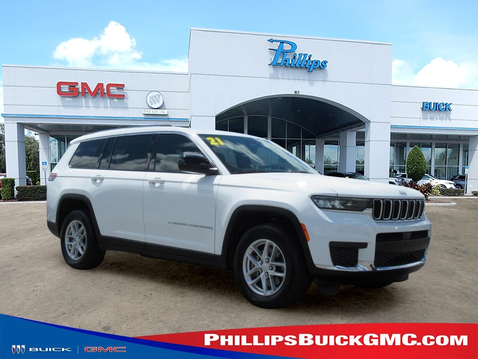 Used 2021 Jeep Grand Cherokee L Laredo w/ Luxury Tech Group I RWD image 1