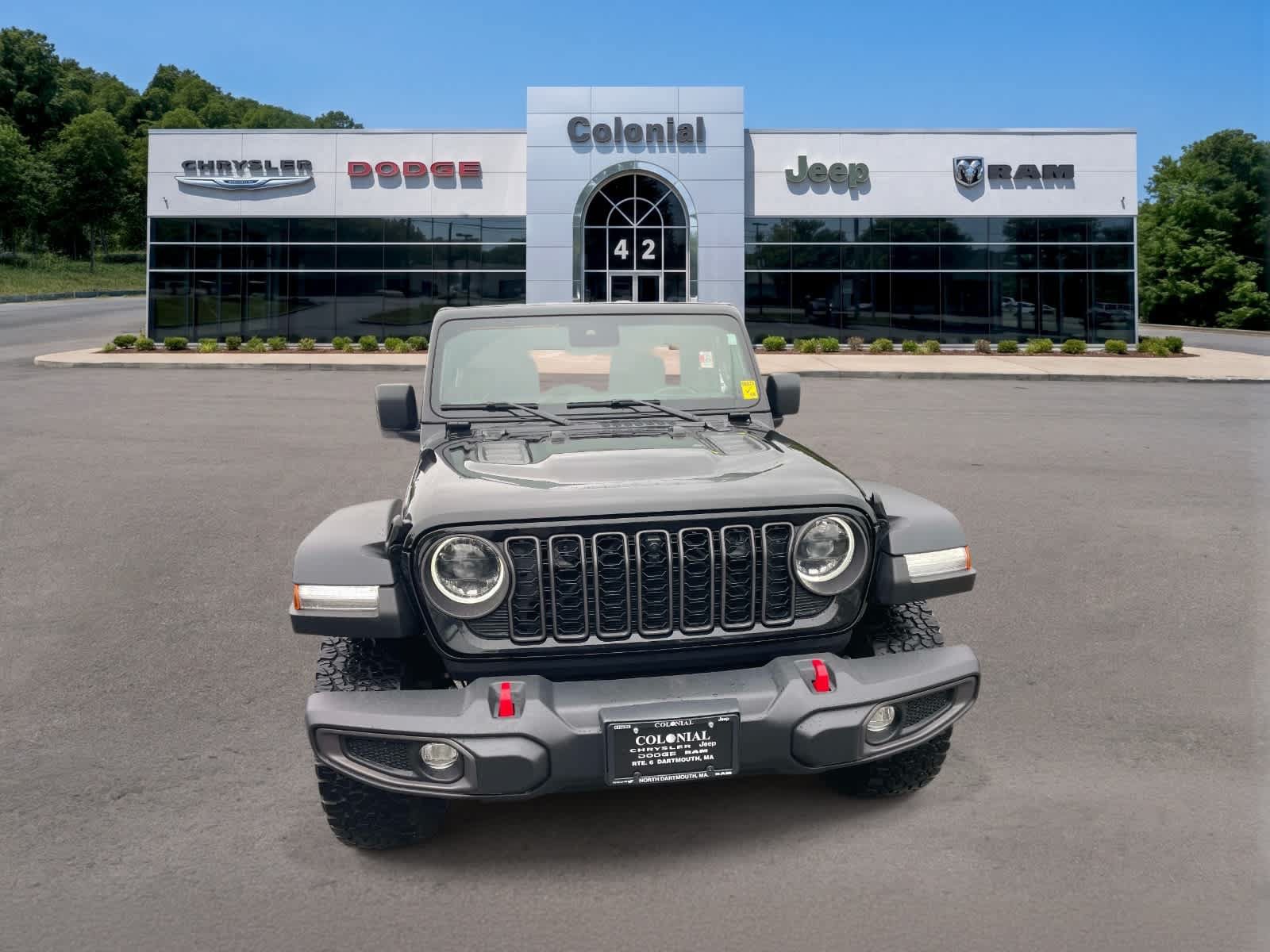 Used 2024 Jeep Wrangler Unlimited Rubicon w/ Technology Group AWD/4WD image 10