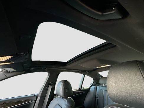 Used 2023 BMW 530i w/ Executive Package image 23