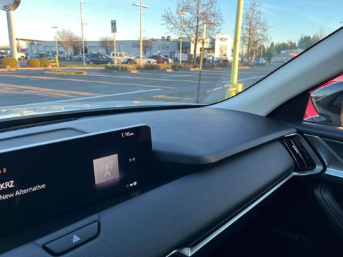 Used 2025 MAZDA CX-70 3.3 Turbo w/ Preferred Package image 39