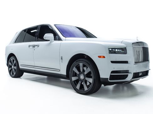 Used 2019 Rolls-Royce Cullinan AWD/4WD image 43