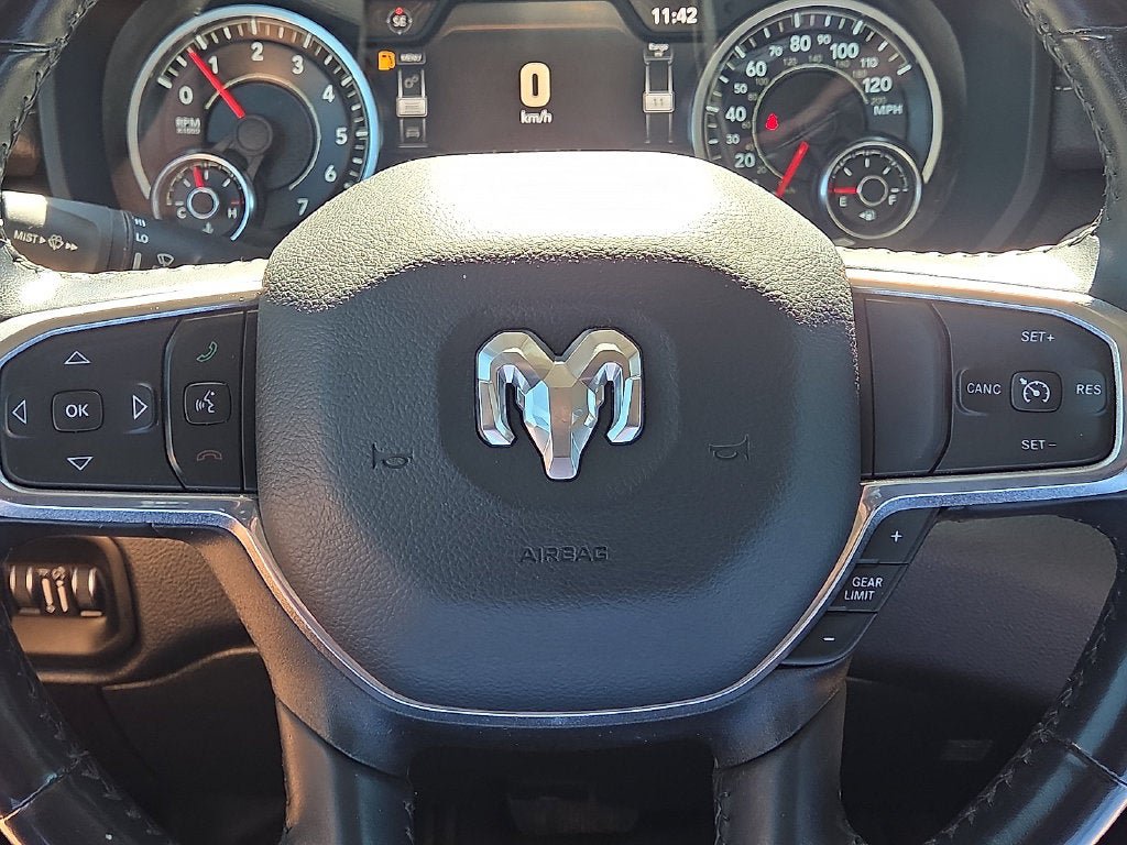 Used 2022 RAM 1500 Laramie AWD/4WD image 30