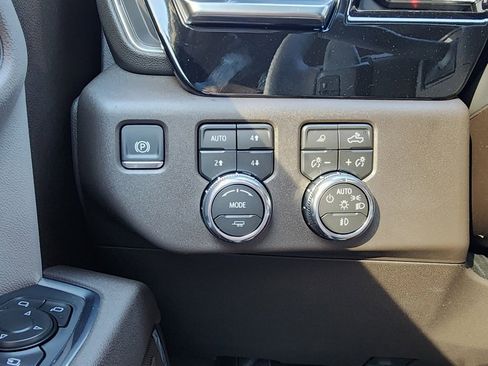 New 2026 GMC Sierra 1500 SLT w/ SLT Premium Plus Package image 20