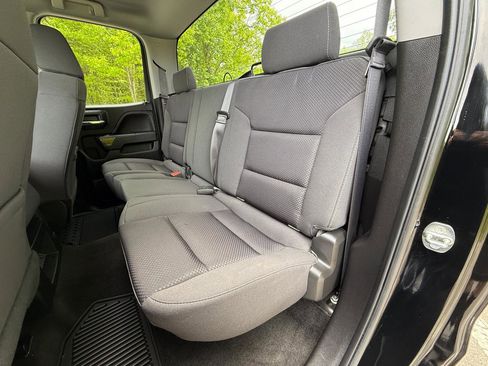Used 2018 GMC Sierra 1500 SLE w/ SLE Value Package AWD/4WD image 16