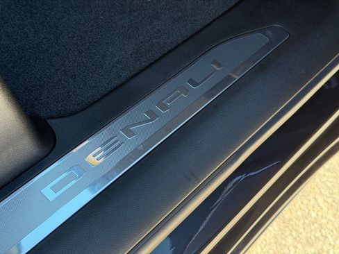 New 2026 GMC Sierra 3500 Denali w/ Denali Reserve Package image 18